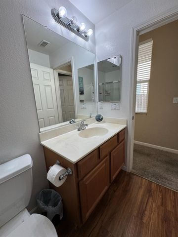 3909 Ruffed Grouse Ln, Modesto, CA 95355