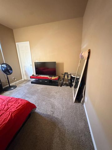 3909 Ruffed Grouse Ln, Modesto, CA 95355