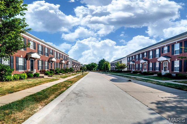 820 Brookmead Drive, O'fallon, MO 63366
