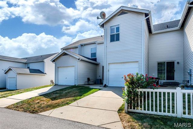 820 Brookmead Drive, O'fallon, MO 63366