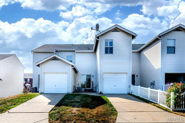 820 Brookmead Drive, O'fallon, MO 63366
