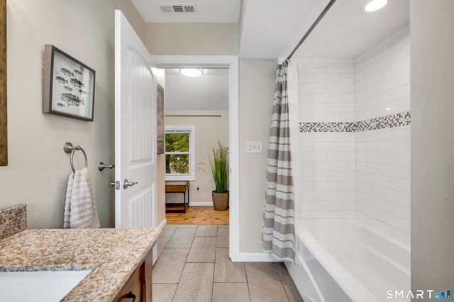 736-750 Main Street, Branford, CT 06405