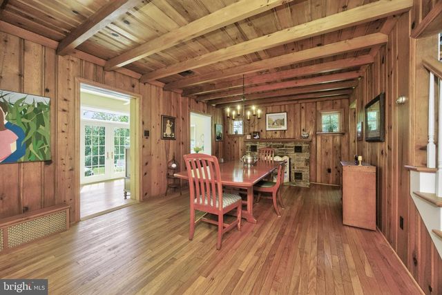 1 SPRING VALLEY RD, Malvern, PA 19355