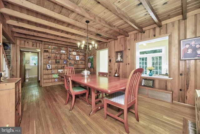 1 SPRING VALLEY RD, Malvern, PA 19355
