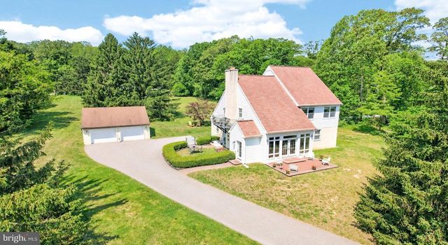 1 SPRING VALLEY RD, Malvern, PA 19355