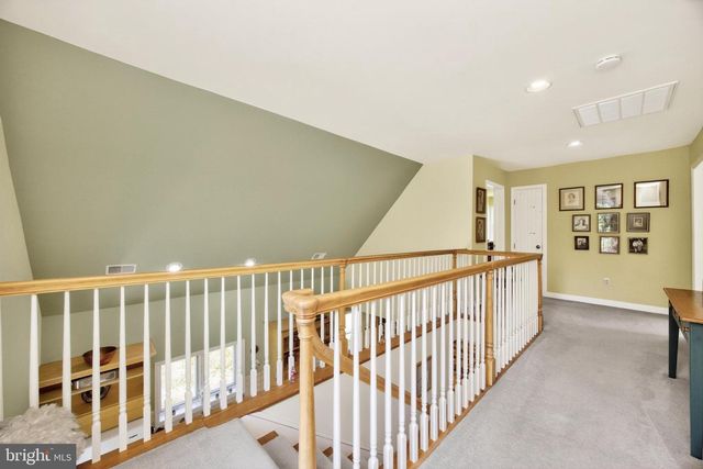 1 SPRING VALLEY RD, Malvern, PA 19355