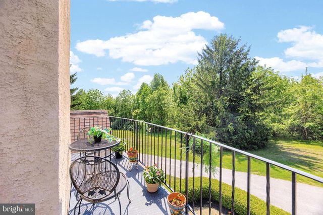 1 SPRING VALLEY RD, Malvern, PA 19355