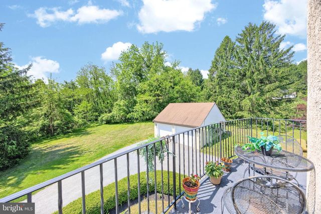 1 SPRING VALLEY RD, Malvern, PA 19355