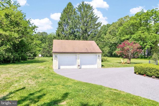 1 SPRING VALLEY RD, Malvern, PA 19355