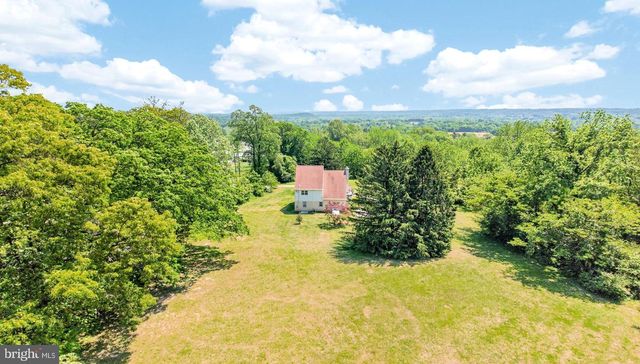 1 SPRING VALLEY RD, Malvern, PA 19355
