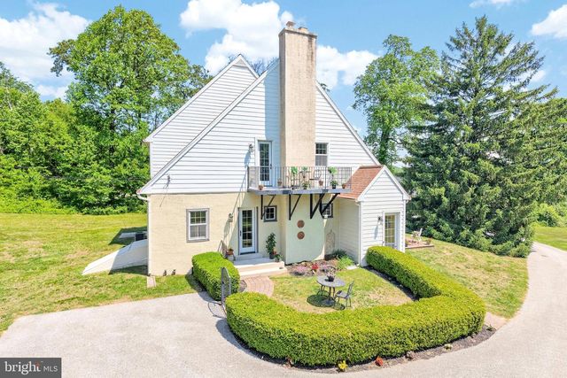 1 SPRING VALLEY RD, Malvern, PA 19355