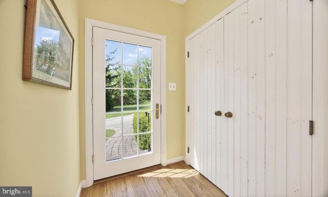 1 SPRING VALLEY RD, Malvern, PA 19355