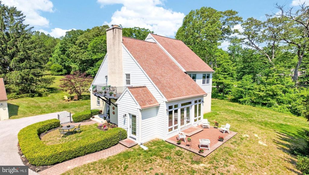 1 SPRING VALLEY RD, Malvern, PA 19355
