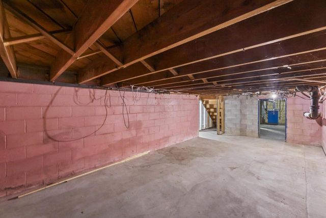 N84W12863 Ronald DRIVE, Menomonee Falls, WI 53051