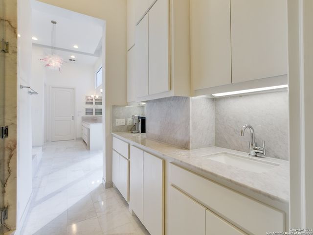 17 Aston Glen, San Antonio, TX 78257
