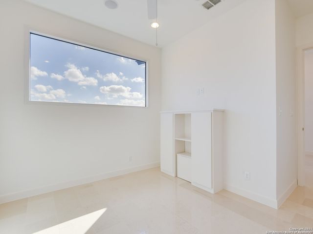 17 Aston Glen, San Antonio, TX 78257