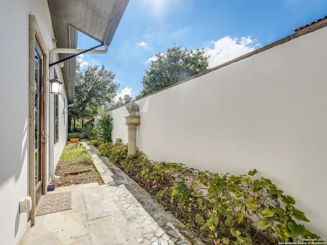 17 Aston Glen, San Antonio, TX 78257