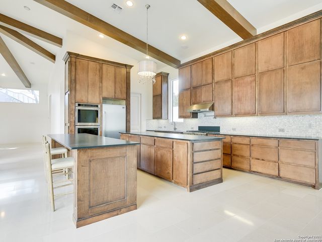 17 Aston Glen, San Antonio, TX 78257