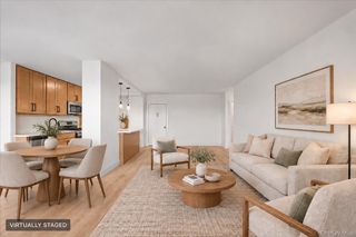 880 Boynton Avenue 1E, Bronx, NY 10473