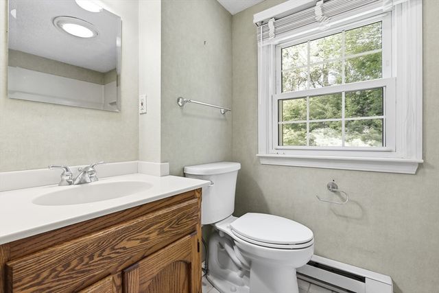12 Hemlock Road, Westford, MA 01886