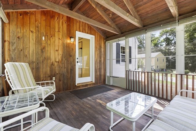 12 Hemlock Road, Westford, MA 01886
