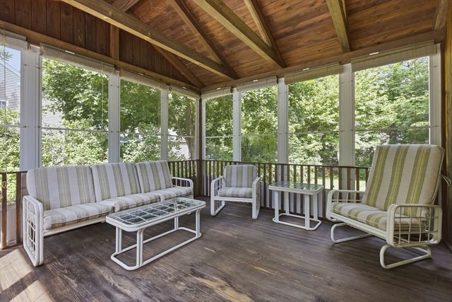 12 Hemlock Road, Westford, MA 01886