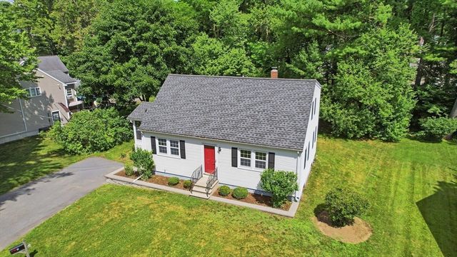 12 Hemlock Road, Westford, MA 01886