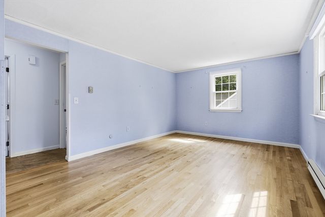 12 Hemlock Road, Westford, MA 01886