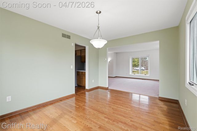 2142 Cumberland Drive, Brighton Township, MI 48114