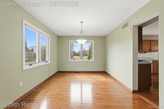 2142 Cumberland Drive, Brighton Township, MI 48114