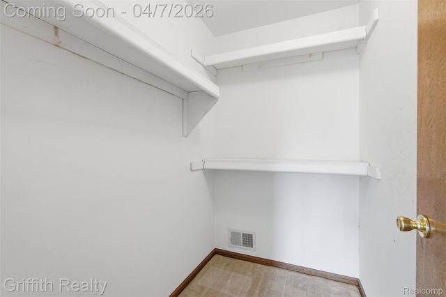 2142 Cumberland Drive, Brighton Township, MI 48114