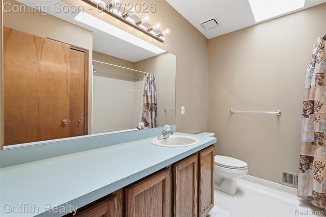 2142 Cumberland Drive, Brighton Township, MI 48114