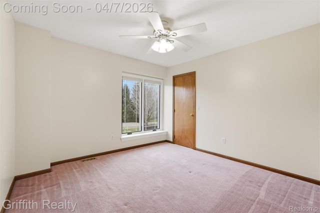 2142 Cumberland Drive, Brighton Township, MI 48114