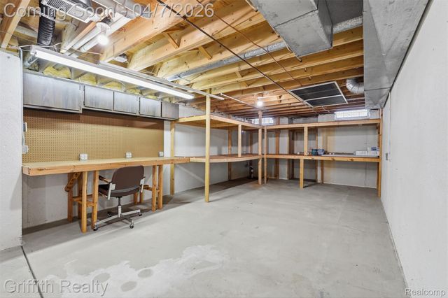 2142 Cumberland Drive, Brighton Township, MI 48114