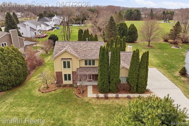 2142 Cumberland Drive, Brighton Township, MI 48114