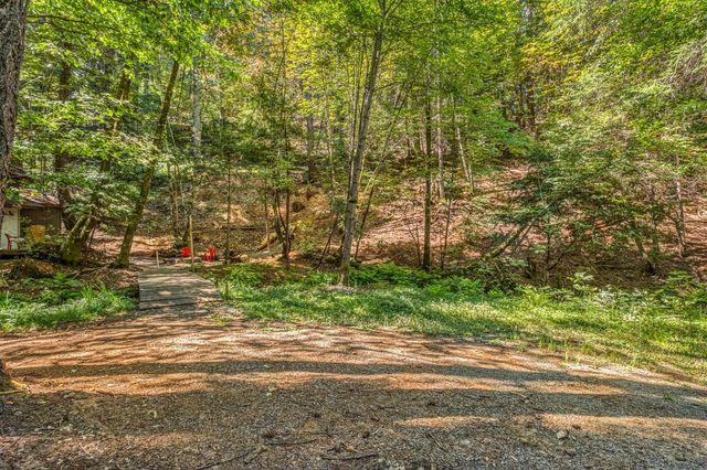 2296 Forebay Rd, Pollock Pines, CA 95726