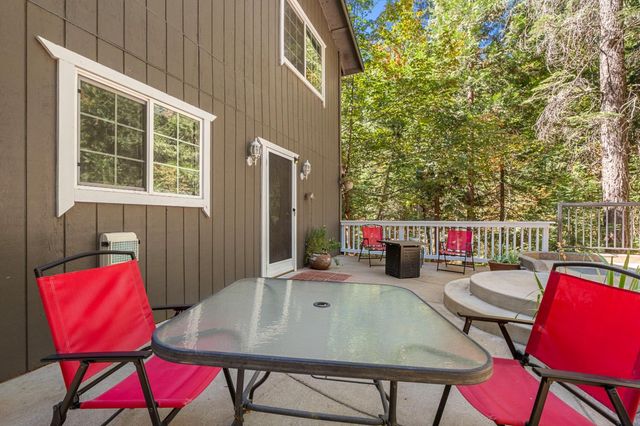 2296 Forebay Rd, Pollock Pines, CA 95726