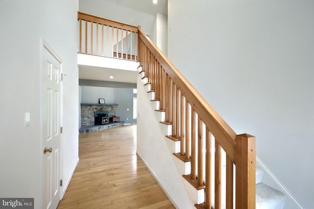 101 FAIRFAX DR., York, PA 17403