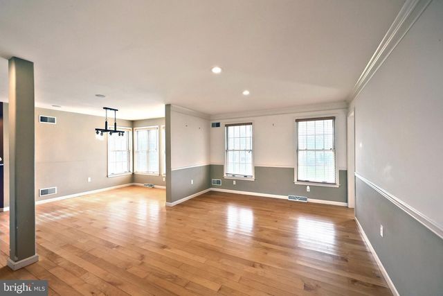 101 FAIRFAX DR., York, PA 17403