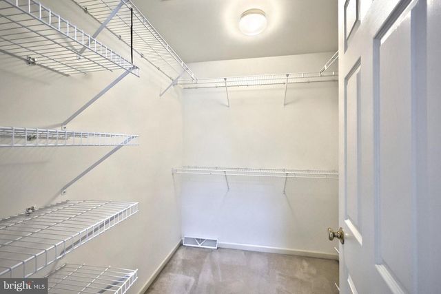 101 FAIRFAX DR., York, PA 17403