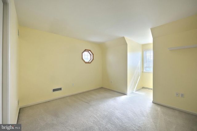 101 FAIRFAX DR., York, PA 17403