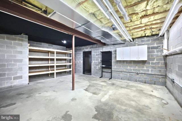 101 FAIRFAX DR., York, PA 17403