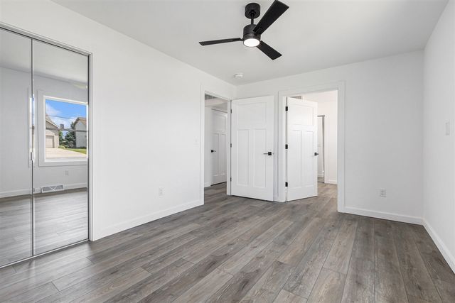 287 Somerset Drive, Cement City, MI 49233