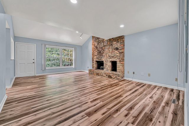 6344 Fairway Forest DR, Roanoke, VA 24018