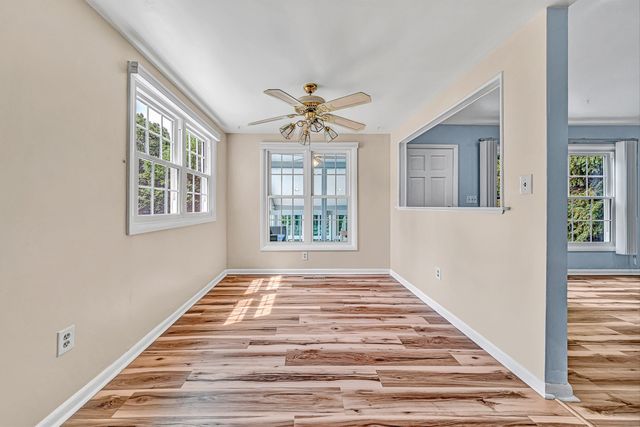6344 Fairway Forest DR, Roanoke, VA 24018