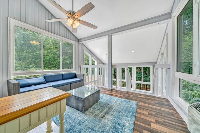 6344 Fairway Forest DR, Roanoke, VA 24018