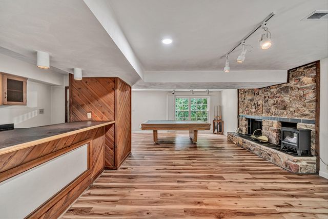 6344 Fairway Forest DR, Roanoke, VA 24018