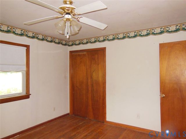 2161 Meadow Rd, Sandston, VA 23150