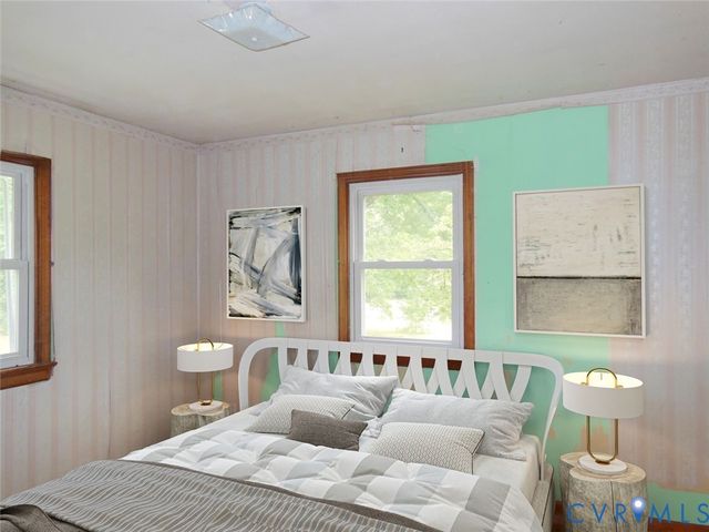 2161 Meadow Rd, Sandston, VA 23150