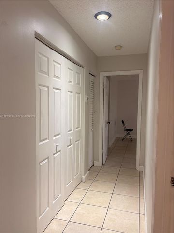 18850 NW 57th Avenue 306, Hialeah, FL 33015